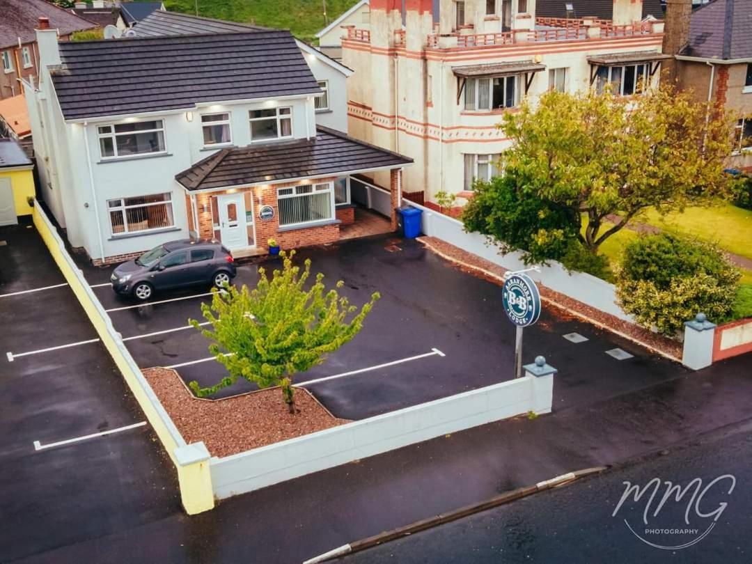 Aaranmore Lodge Guest House Portrush Exterior foto