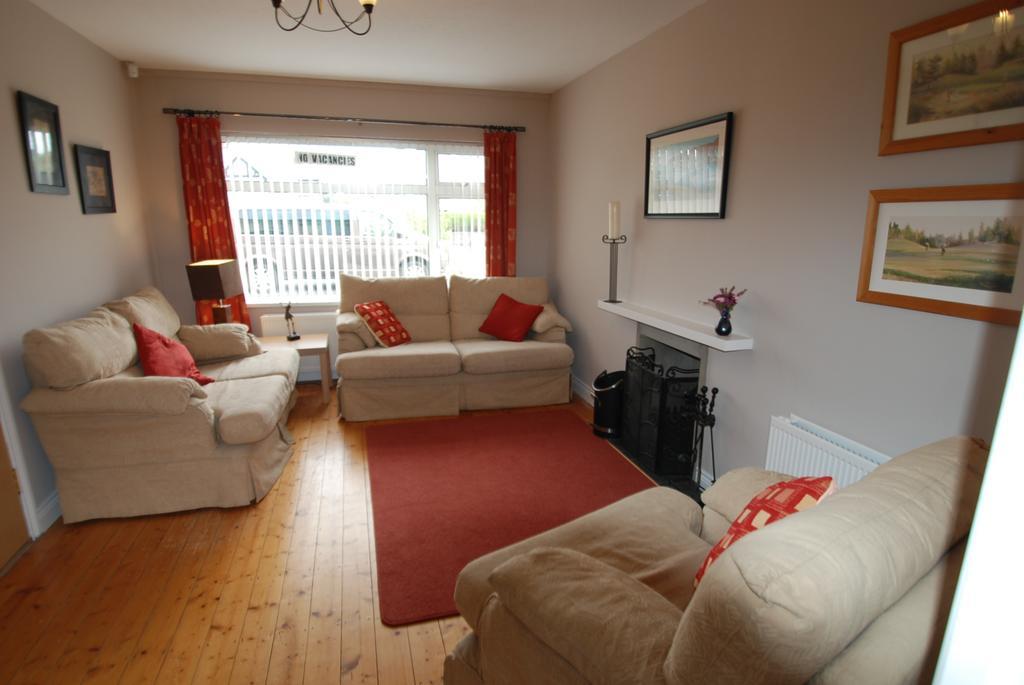 Aaranmore Lodge Guest House Portrush Exterior foto